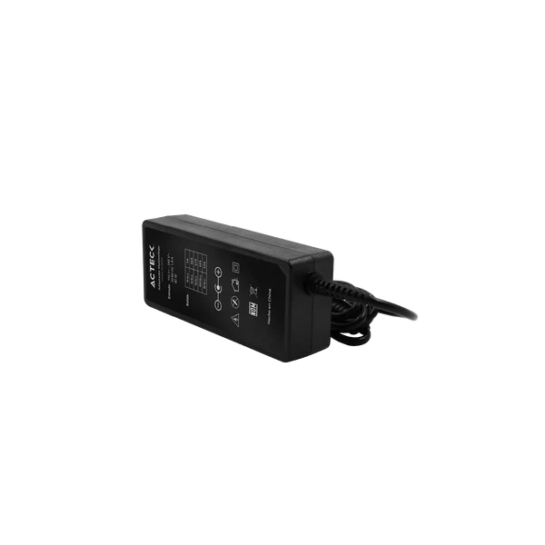 MULTICARGADOR PARA LAPTOP 90W 12 PUNTAS